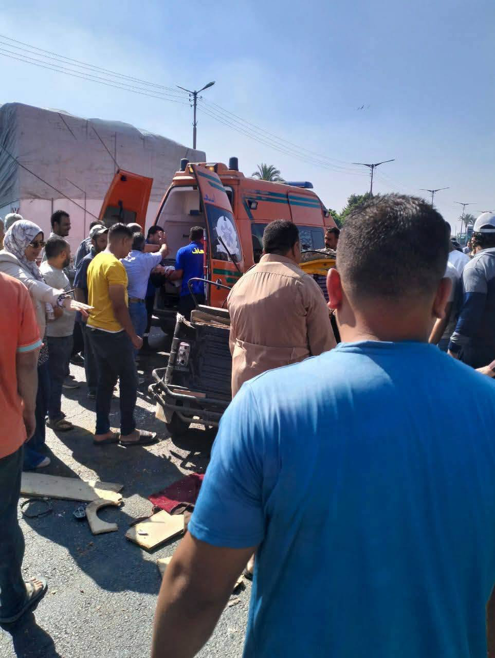تفاصيل حادث الطريق الزراعي بقويسنا ومصرع وإصابة 5 من أسرة واحدة
